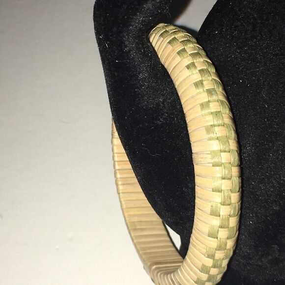 Natural Bamboo Like Material Bracelets - Picture 8 of 9